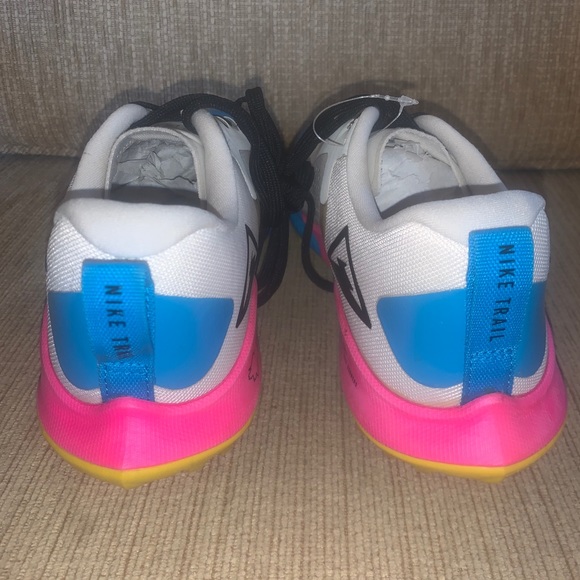 Nike Air Zoom Terra Kiger 5 - Picture 4 of 7